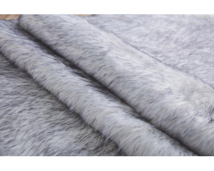 Furnings - Luxury Dark Gray Faux Fur Decorative Rug 32" x 71"