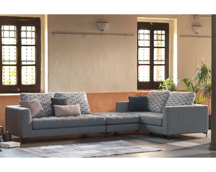 Gamamobel Rimini Square Arms Right Facing Sectional - Series 9 Fabric