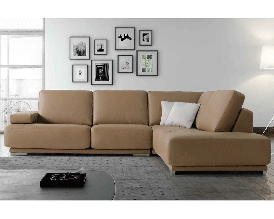 Gamamobel - Byblos Square Arms Right Facing Sectional in Lux Leather