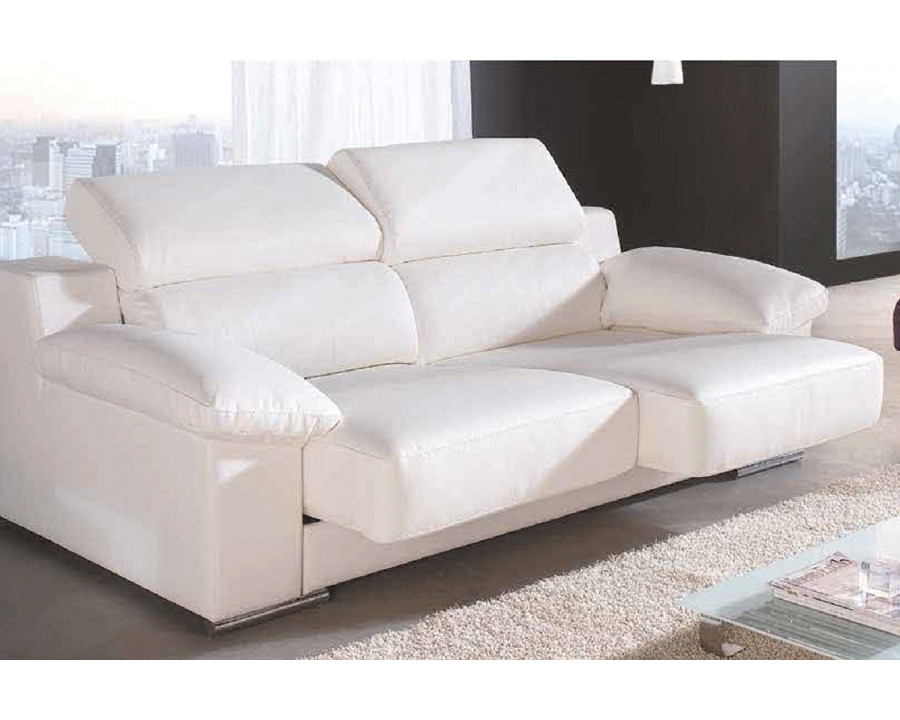 Gamamobel - Dandy Pillow Top Arms Loveseat in White, Lux Leather