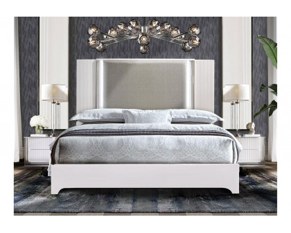 GF Aspen White Bed, Chest, Nightstand and Vanity Set With Led