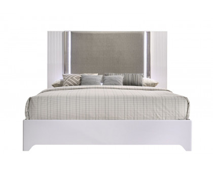 GF Aspen White Queen Bed With Led