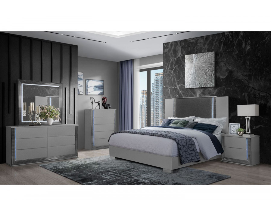 GF Ylime Smooth Silver Bed Group With Vanity Set