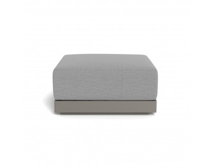 Harbour Antigua Ottoman - Aluminum Taupe, Lisos Piedra