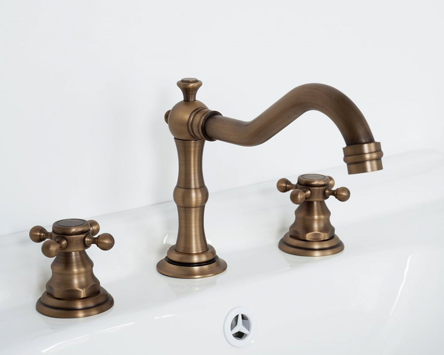 HMR Chester Traditional Double Handle Bathroom Widespread Sink Faucet