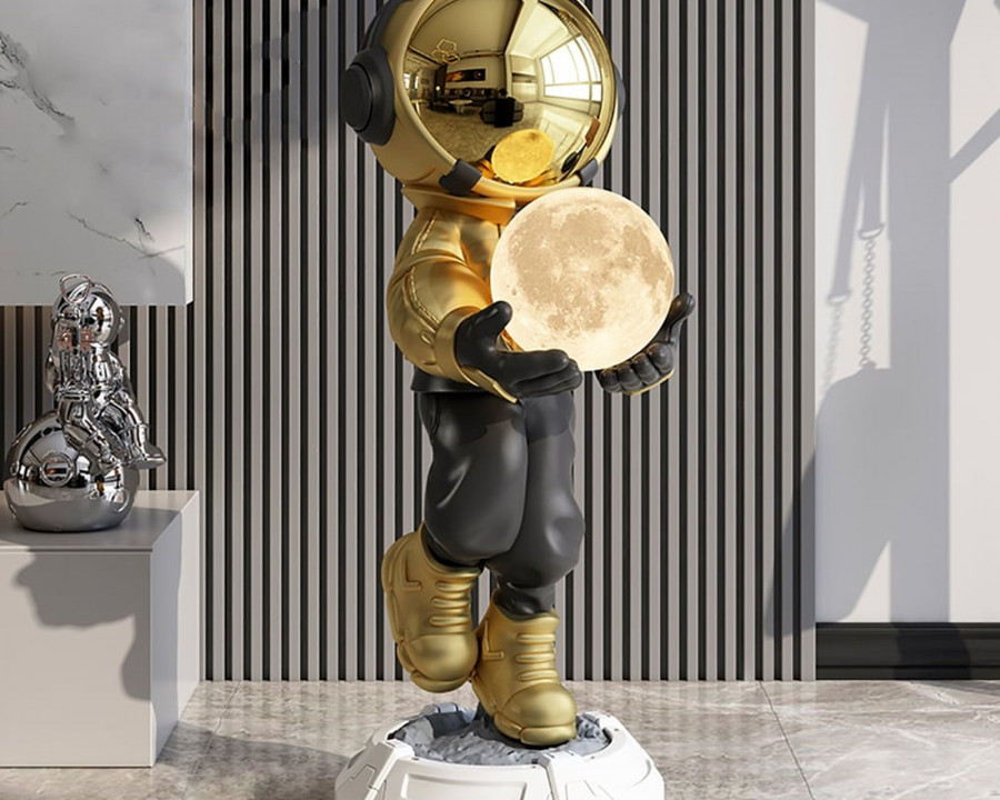 HMR 28.8" Astronaut Floor Sculpture Figurine Ornament Art Decor with Ball Lamp USB Charging