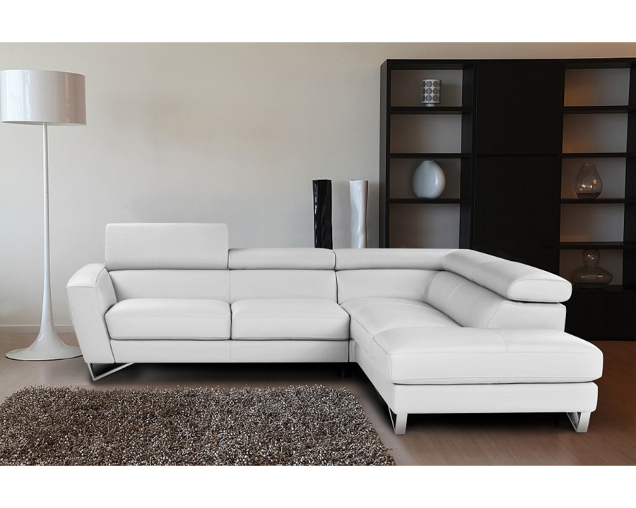 J&M Sparta Sectional - Right Hand Facing, White