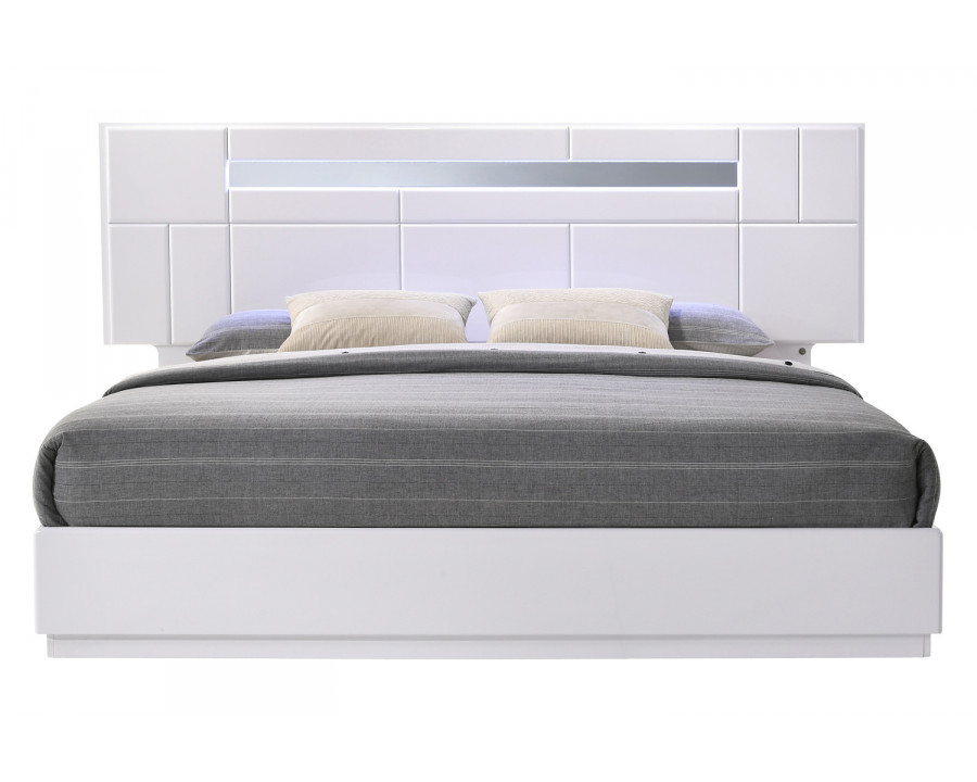 J&M Palermo King Size Bed - White/Chrome