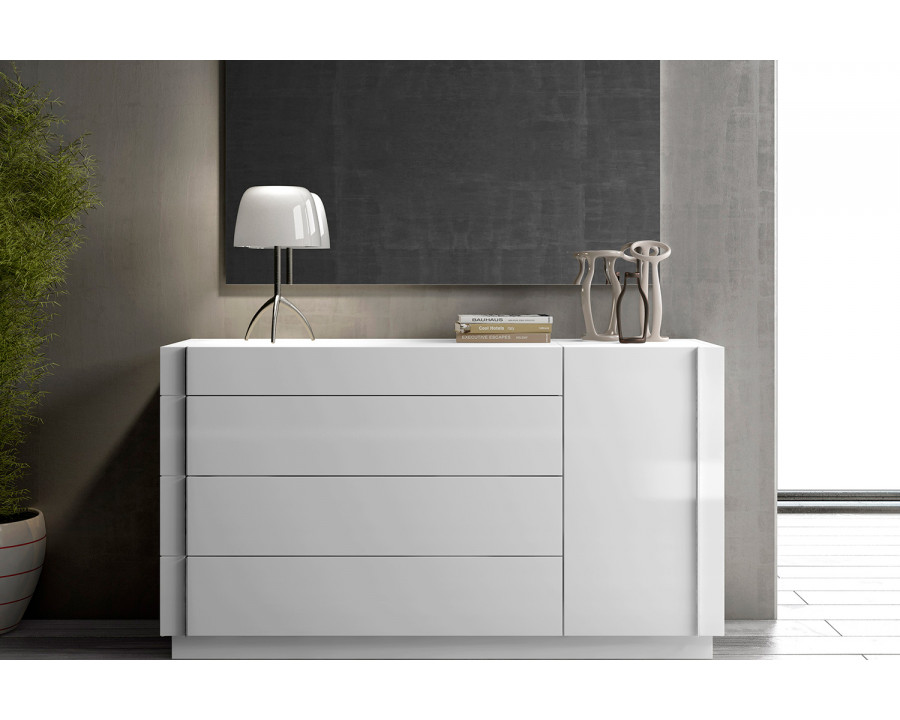 J&M - Amora Dresser in White/Chrome