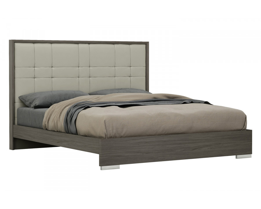 J&M Copenhagen King Bed - Chestnut