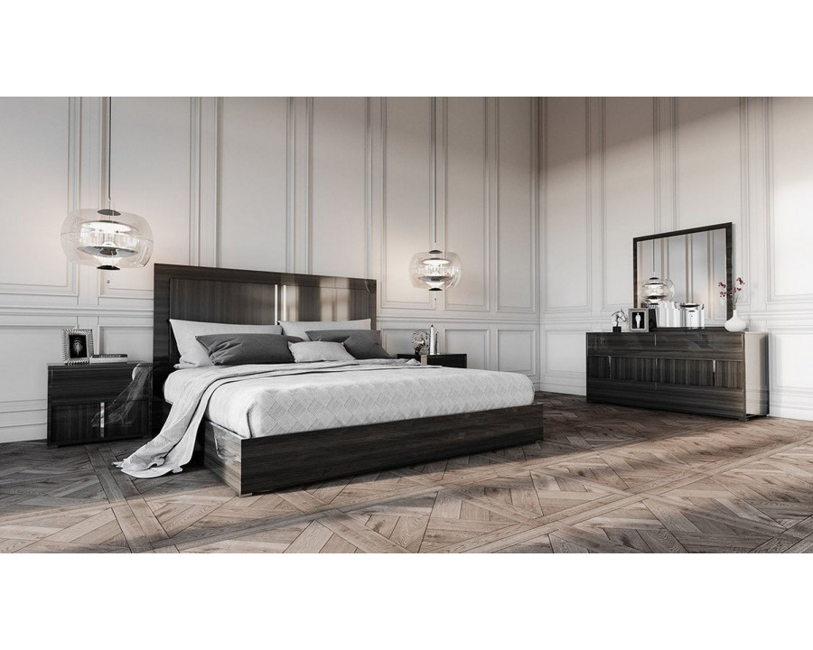 Jubilee - Axman Modern Bedroom Set