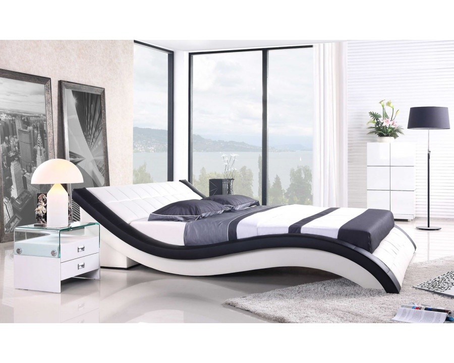 Jubilee Verdandi Curved Modern Queen Size Platform Bed - White/Black, Bonded Leather