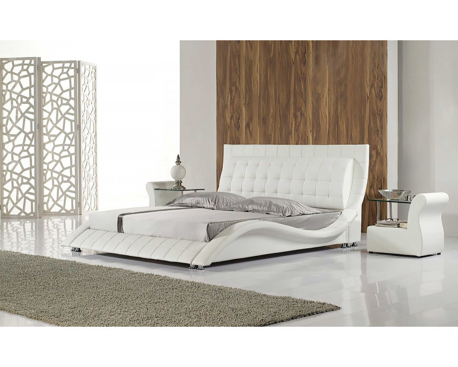 Jubilee Odin Curved Modern Queen Size Platform Bed - Cream, Bonded Leather