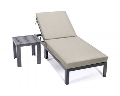 LeisureMod Chelsea Modern Outdoor Weathered Gray Chaise Lounge Chair with Side Table and Cushions