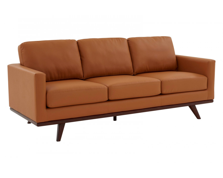 LeisureMod Chester Modern Leather Sofa With Birch Wood Base - Cognac Tan