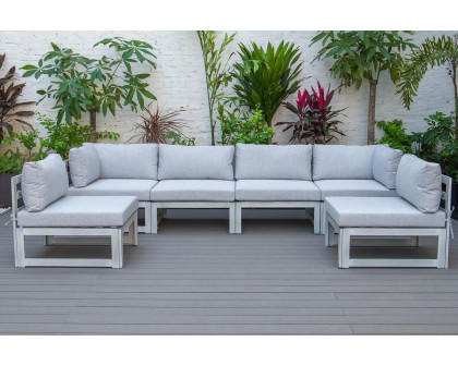 LeisureMod Chelsea 6-Piece Patio Sectional In Weathered Gray Aluminum with Cushions - Light Gray