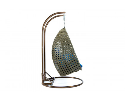 LeisureMod Modern Beige Wicker Hanging Double Seater Egg Swing Chair - Blue