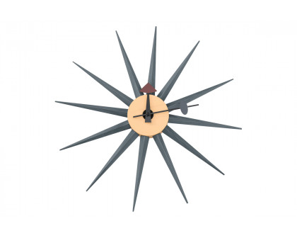 LeisureMod Maxi Modern Design Metal Star Silent Non-Ticking Wall Clock