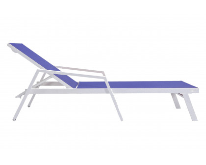 LeisureMod Marlin Modern White Aluminum Outdoor Chaise Lounge Chair With Arms and Square Fire Pit Side Table for Patio - Navy Blue