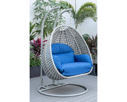 LeisureMod Mendoza Light Gray Wicker Hanging 2 Person Egg Swing Chair with Cushions - Blue