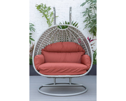 LeisureMod Mendoza Light Gray Wicker Hanging 2 Person Egg Swing Chair with Cushions - Cherry