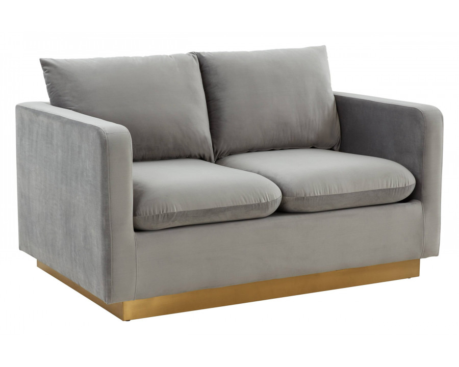 LeisureMod Nervo Modern Mid-Century Upholstered Velvet Loveseat with Gold Base - Light Gray