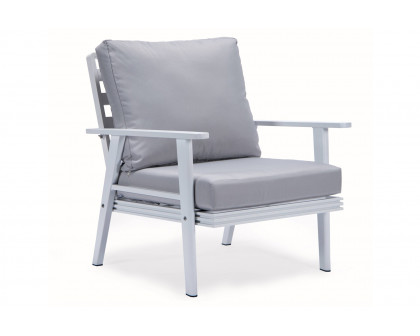 LeisureMod™ Walbrooke Modern White Patio Conversation With Square Fire Pit With Slats Design & Tank Holder - Light Gray