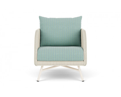 Lloyd Flanders - Essence Lounge Chair