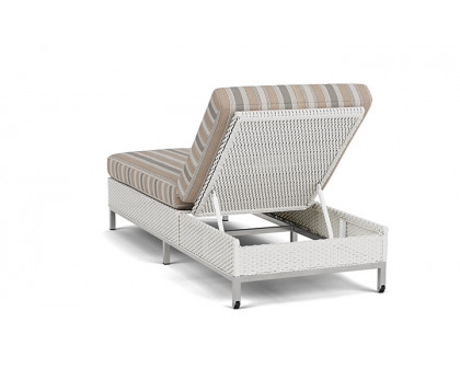 Lloyd Flanders™ Elements Elements Chaise - Matte White