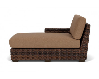 Lloyd Flanders™ Contempo Right Arm Chaise - Canvas Natural