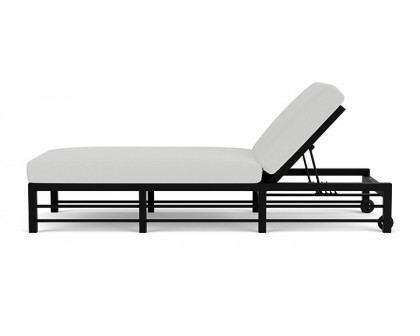 Lloyd Flanders™ Southport Chaise  - White, Loveboat Mint