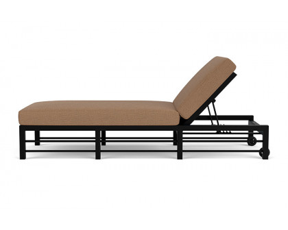 Lloyd Flanders™ Southport Chaise  - Fawn, Canvas Natural