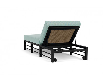 Lloyd Flanders™ Southport Chaise  - Fawn, Unearth Dew