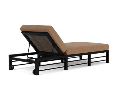 Lloyd Flanders™ Southport Chaise  - Bark, Canvas Natural