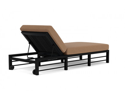 Lloyd Flanders™ Southport Chaise  - Ebony, Canvas Natural