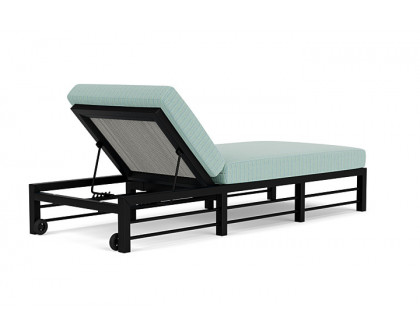 Lloyd Flanders™ Southport Chaise  - Platinum, Unearth Dew