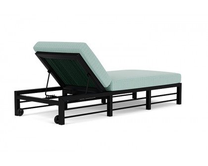 Lloyd Flanders™ Southport Chaise  - Woodland, Unearth Dew