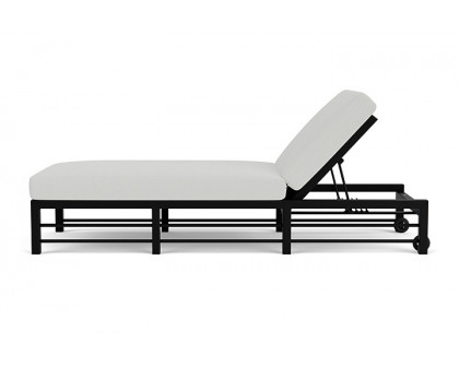 Lloyd Flanders™ Southport Chaise  - Ivory, Loveboat Mint