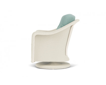 Lloyd Flanders™ Reflections Swivel Rocker Lounge Chair - Ivory