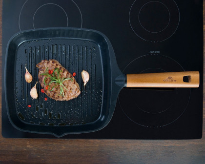 Maxima - Natur Non-Stick Grill Pan 9.4" in Black