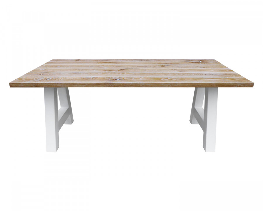 Maxima - Castle-A Dining Table in Oak Array