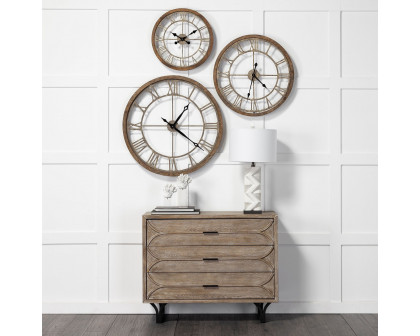 Mercana Mething 31.5" Farmhouse Wall Clock - Light Brown