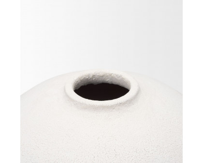 Mercana Karakum I Short Textured Ceramic Vase - White