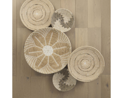 Mercana - Luna Light Brown Seagrass Round Wall Hanging Plate