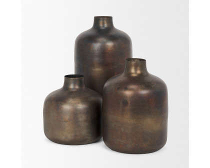 Mercana Daya Short Metal Vase - Antiqued Gold