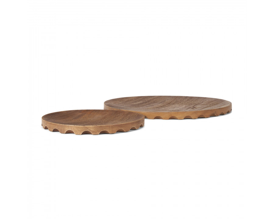 Mercana - Waverly Round Light Brown Wood Scalloped Edged Trays