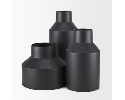 Mercana Tosca Small Matte Black Metal Vase - Black