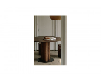 Moe's - Avalon Modern Dining Table in Walnut