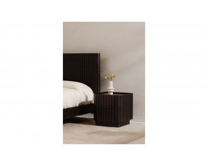 Moe's Povera Contemporary Queen Size Bed - Black