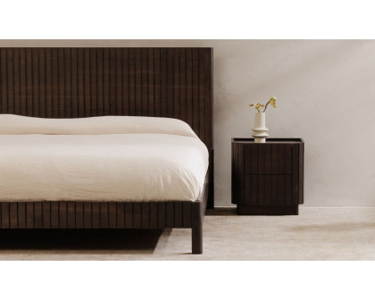 Moe's Povera Contemporary King Size Bed - Black